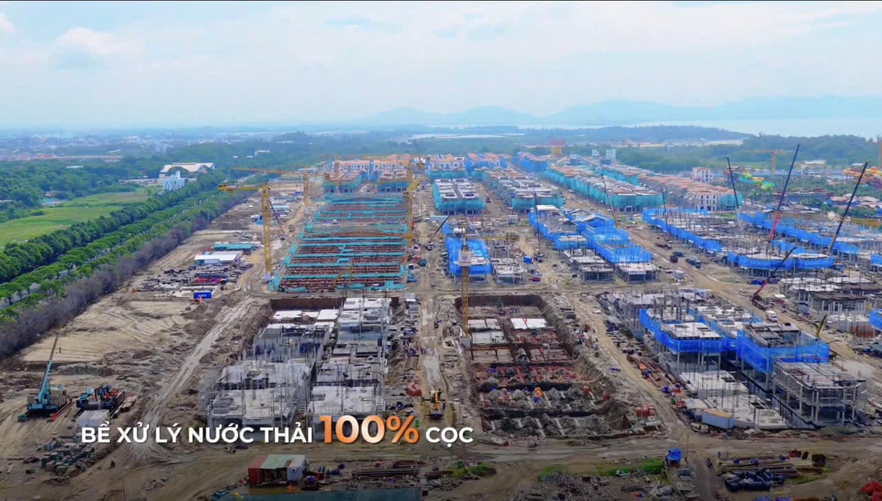 Toàn cảnh công trường đóng cọc, đổ móng quy mô lớn tại Blanca City